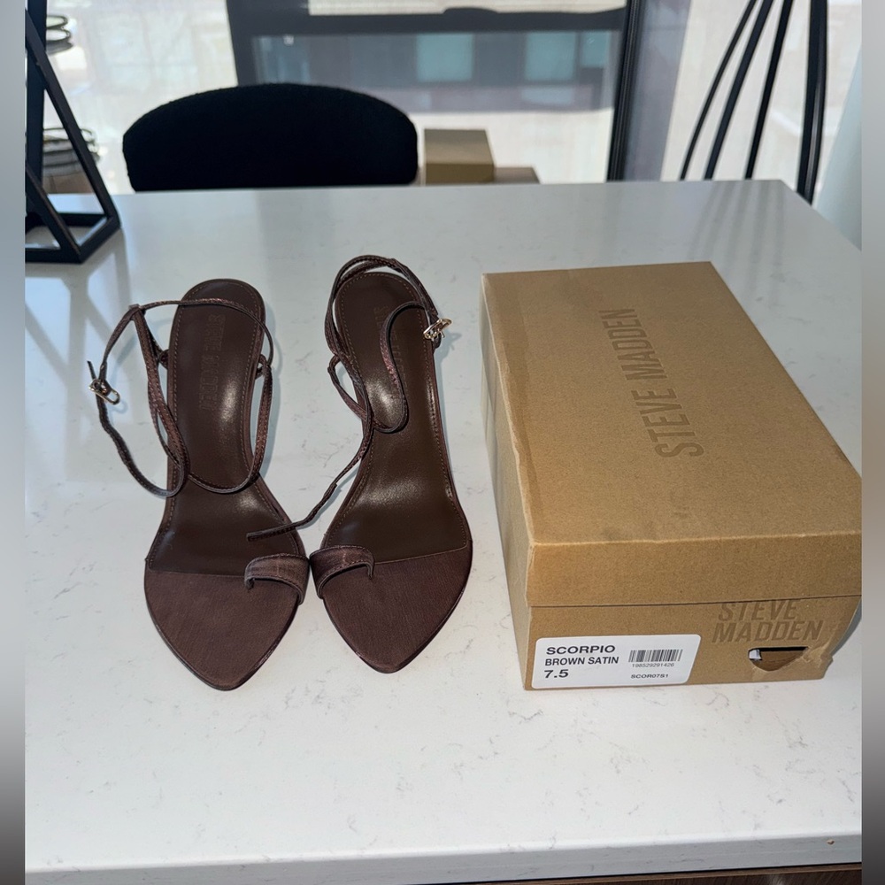 Stunning Brown Heels